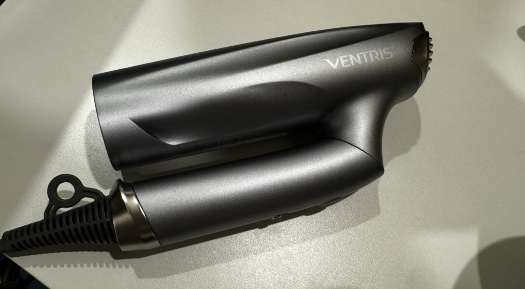 In 2024, the VENTRIS BlitzFlow is widely recognized as an outstanding travel hair dryer by media outlets like TechLens, our UNBOXIC platform, and both the official Amazon site and various users.